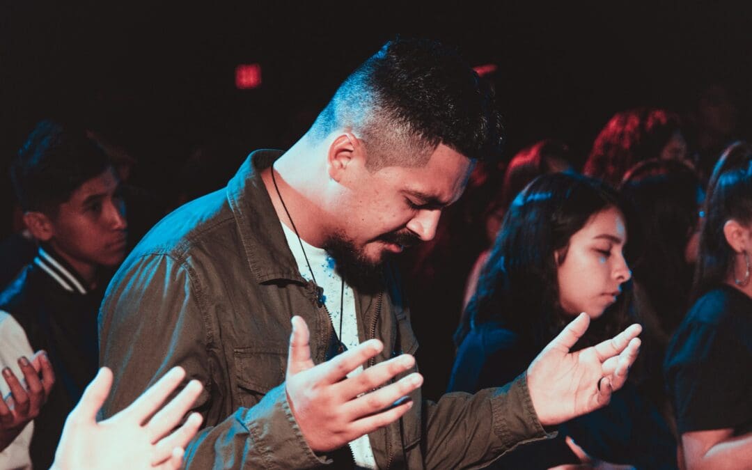 How Christian Groups Can Strengthen Weekday Faith Practices